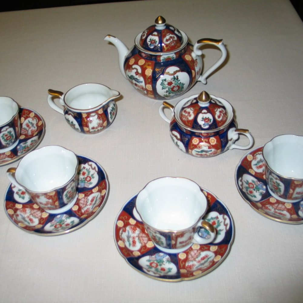 Imari tea set, preowned